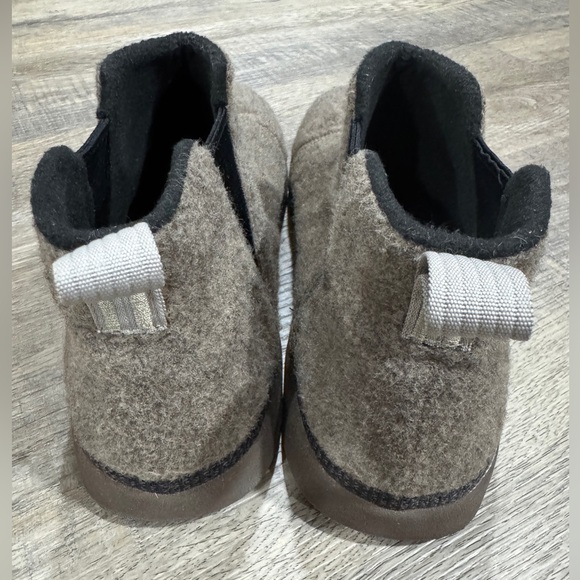 Chaco Rebel Chelsea Felt Fleece Lined Rubber Sole Boot- Brown, Women’s Size 11 - Picture 5 of 10